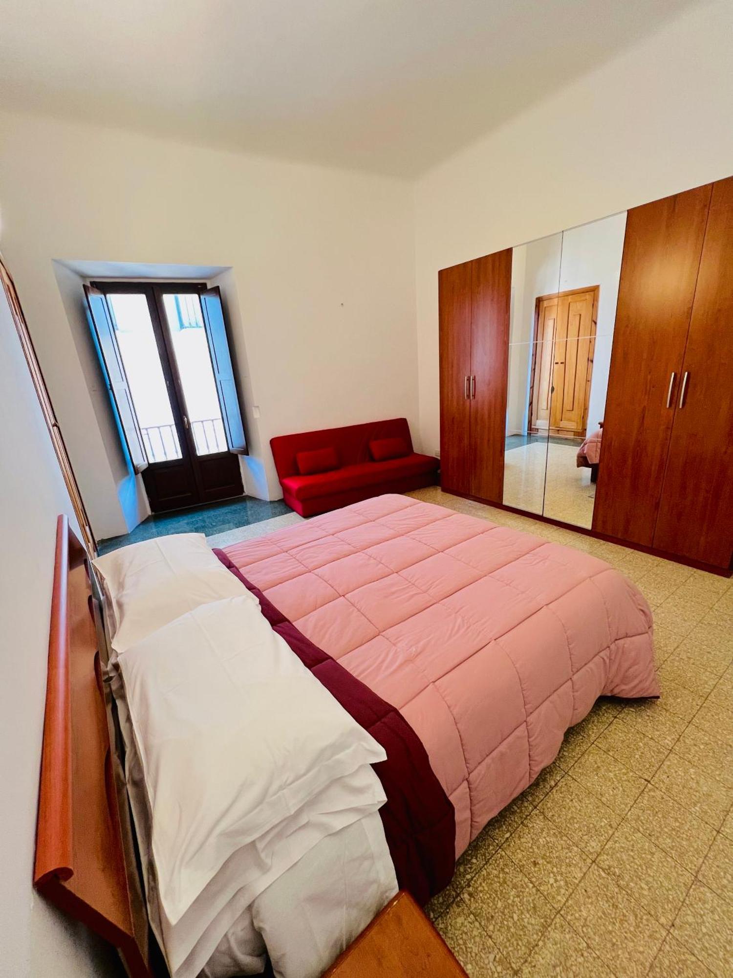 Regina D'Aragona Casa Vacanze Сульмона Экстерьер фото